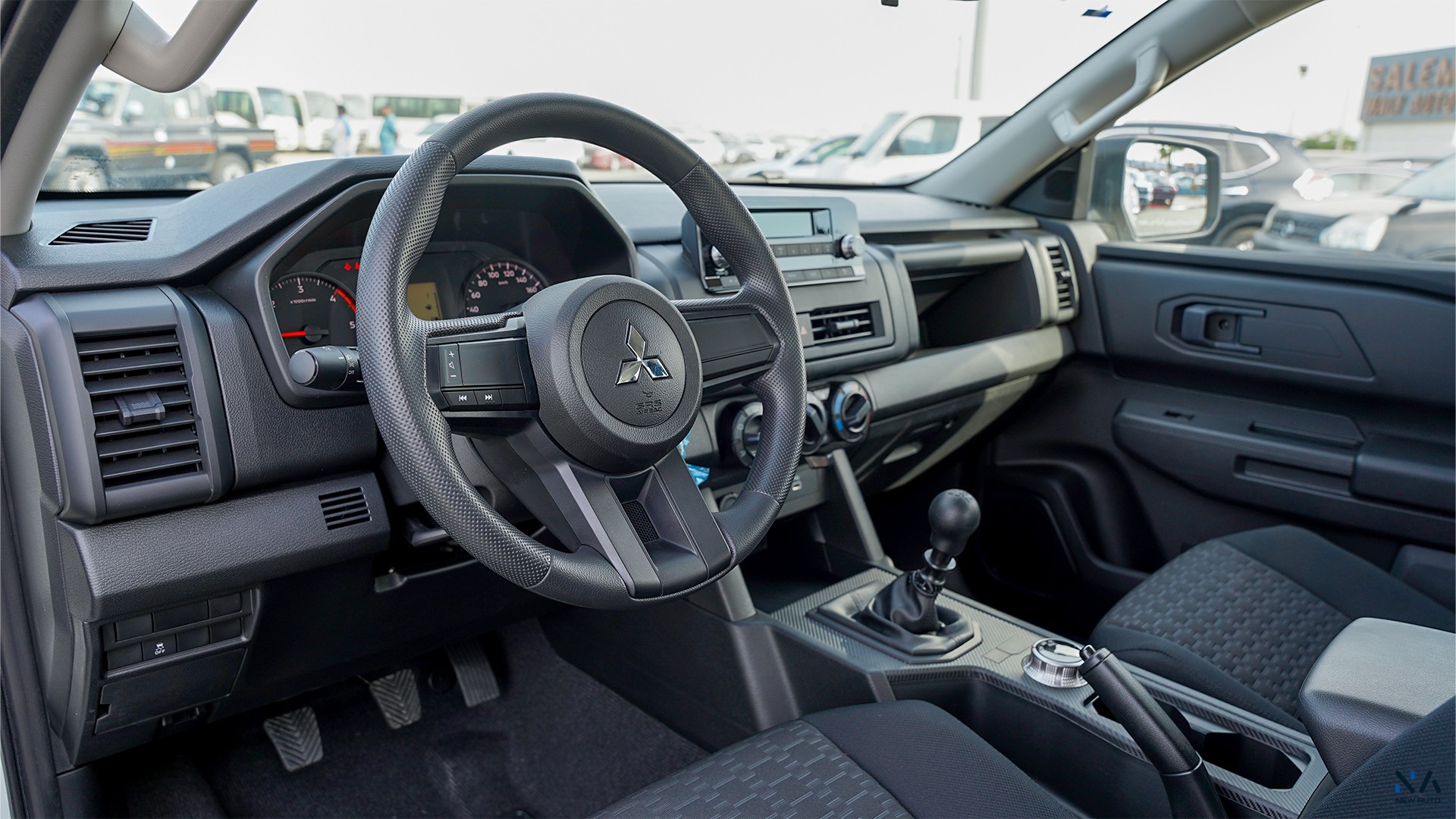 Mitsubishi L200 (C79) – White – Black 2026