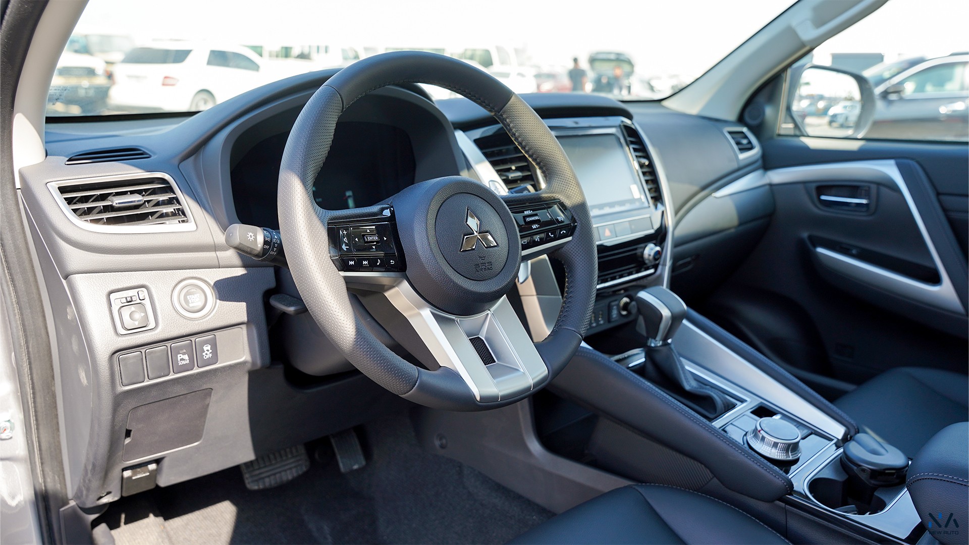 Mitsubishi Montero Sport (H59)  Silver – Black 2026