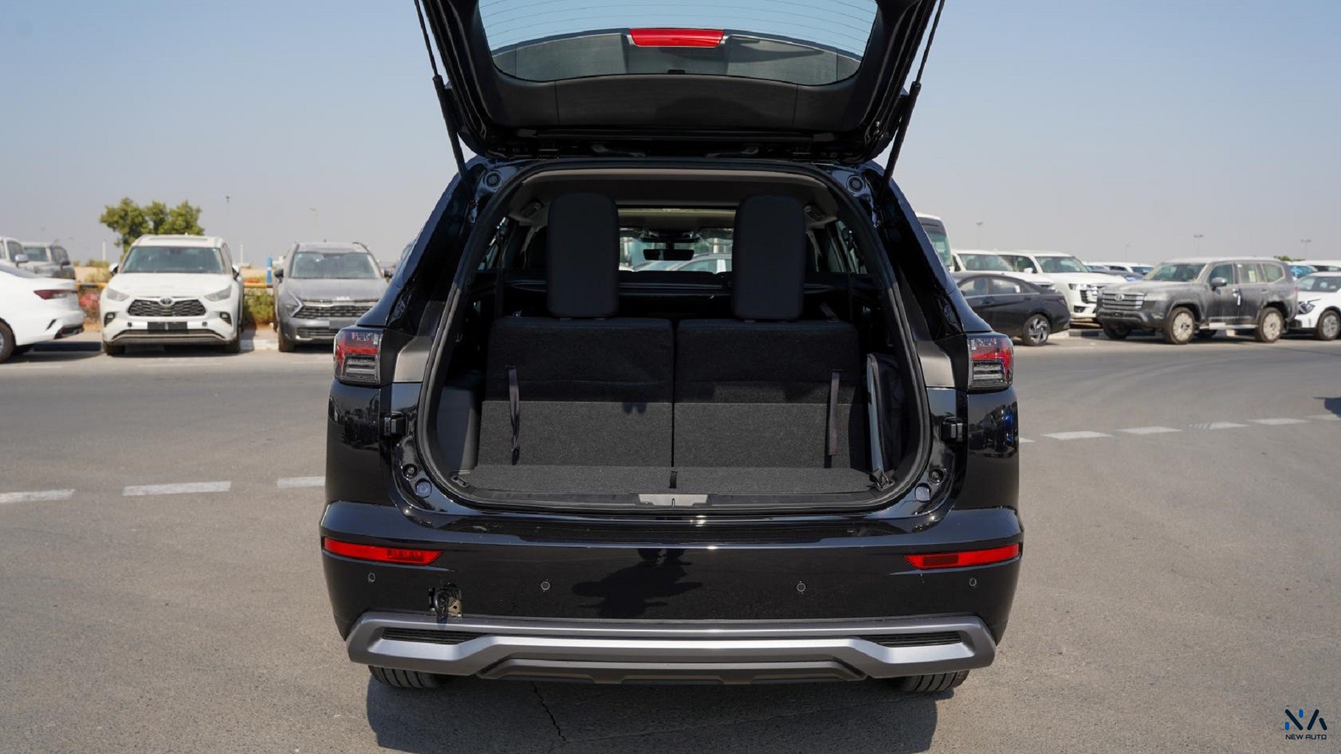 Mitsubishi Outlander Medium Line (G03) Diamond Black – Black 2026