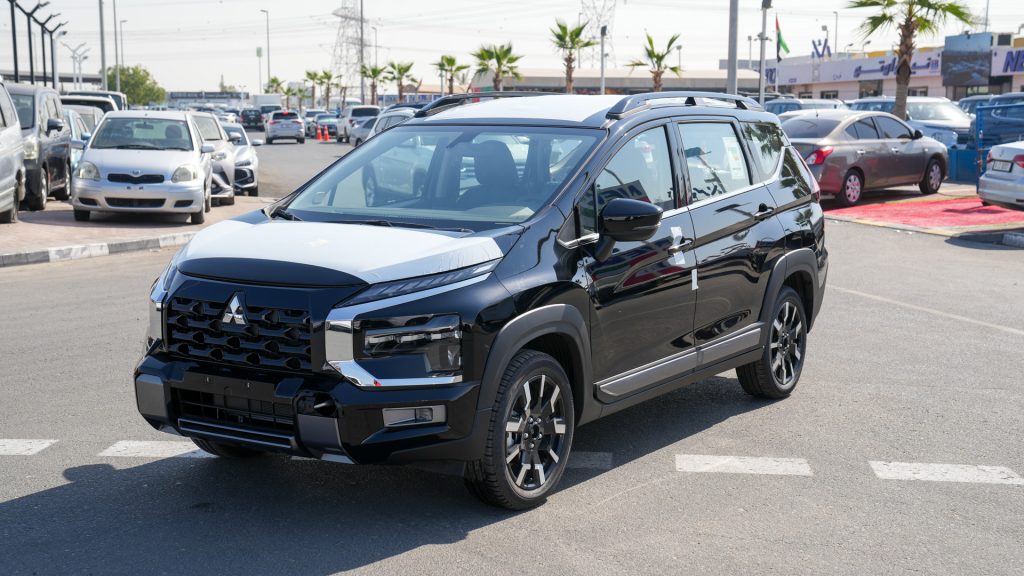 Mitsubishi Premium Xpander Cross 2026 Black Front Quarter View 1024x576