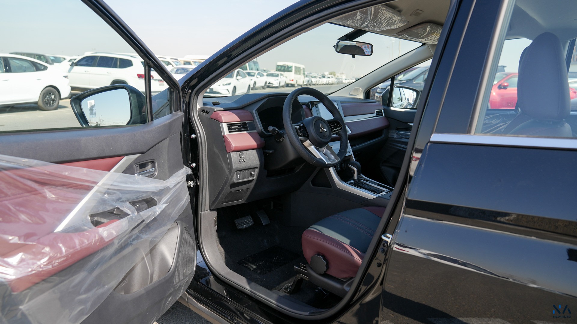 Mitsubishi Premium Xpander Cross Black – Burgundy & Black 2026