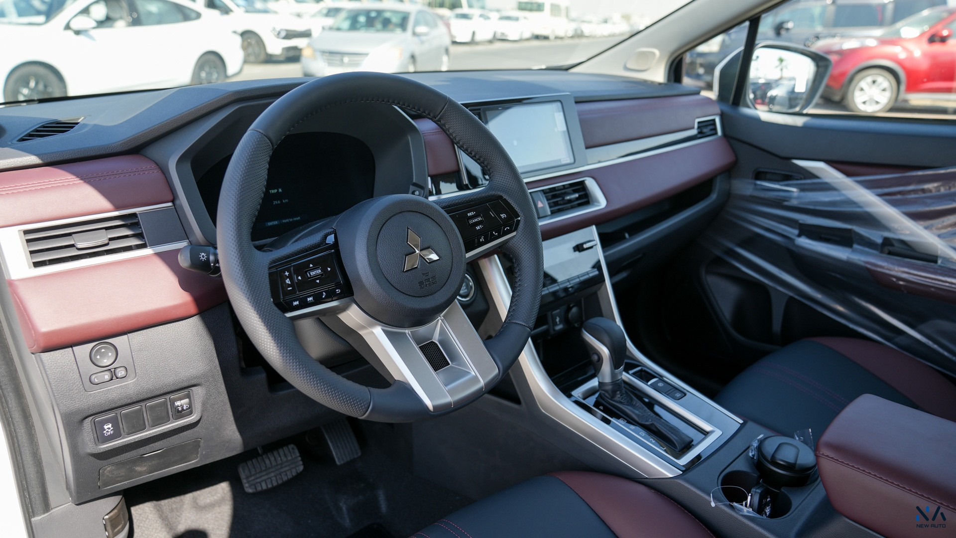 Mitsubishi Premium Xpander Cross White – Burgundy & Black 2026