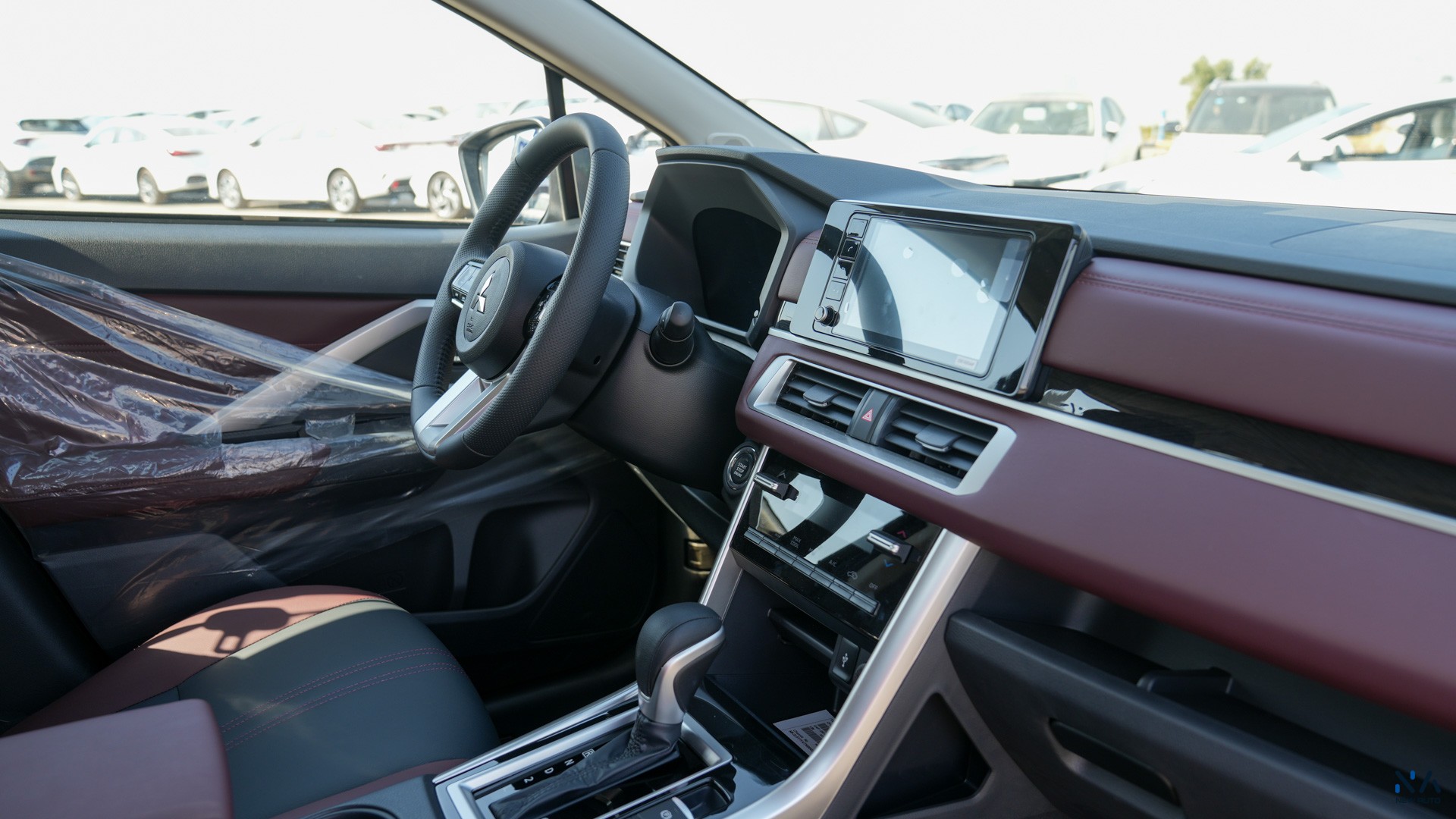 Mitsubishi Premium Xpander Cross Black – Burgundy & Black 2026