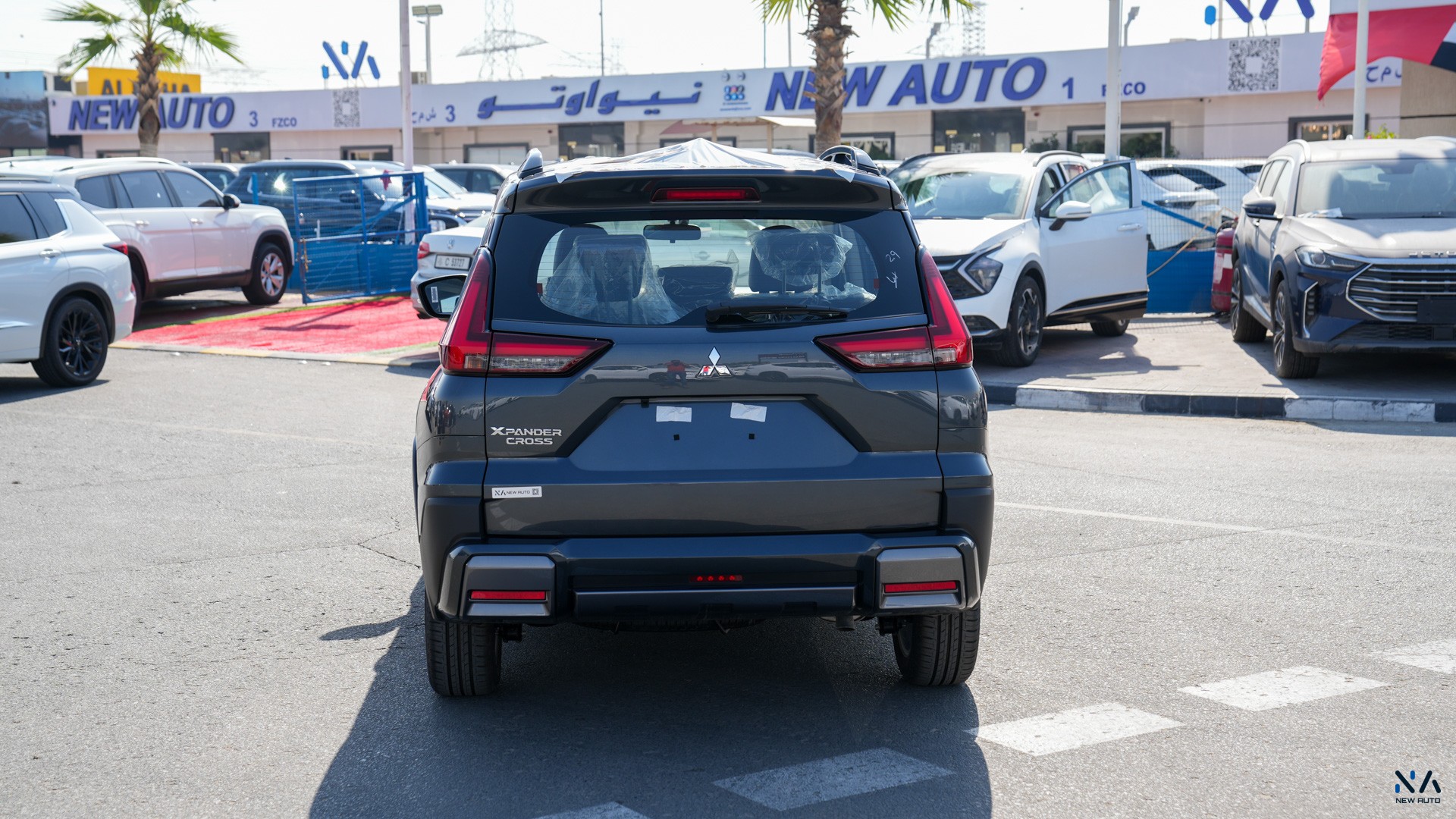 Mitsubishi Premium Xpander Cross Grey – Burgundy & Black 2026