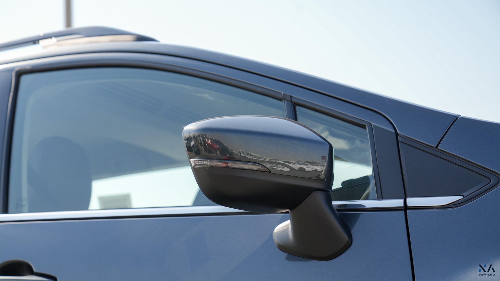 Mitsubishi Premium Xpander Cross Grey – Burgundy & Black 2026