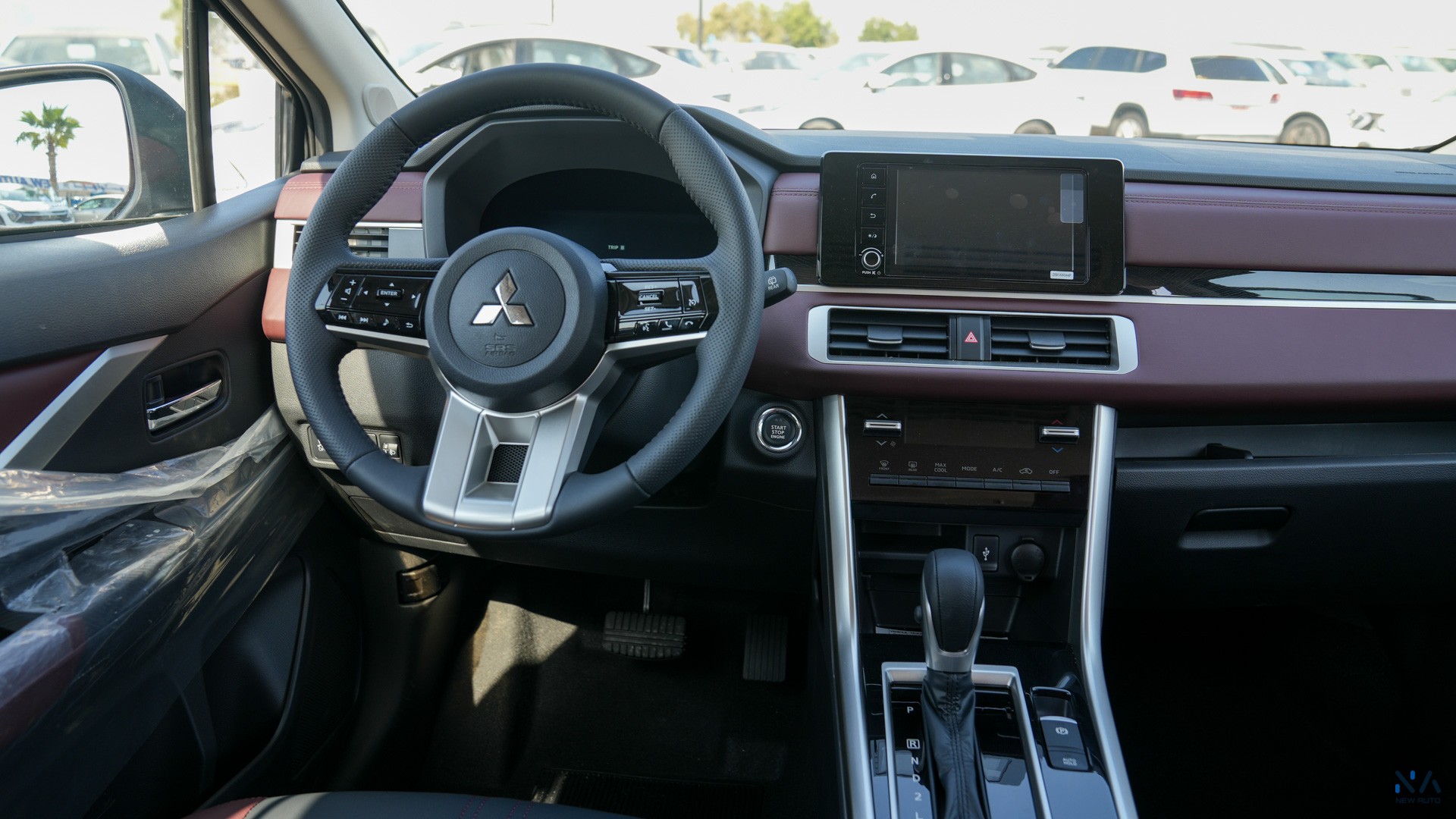 Mitsubishi Premium Xpander Cross Black – Burgundy & Black 2026