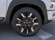 Mitsubishi Premium Xpander Cross White – Burgundy & Black 2026