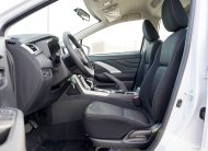 Mitsubishi Medium Line Xpander White – Black 2026