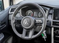 Mitsubishi Medium Line Xpander White – Black 2026