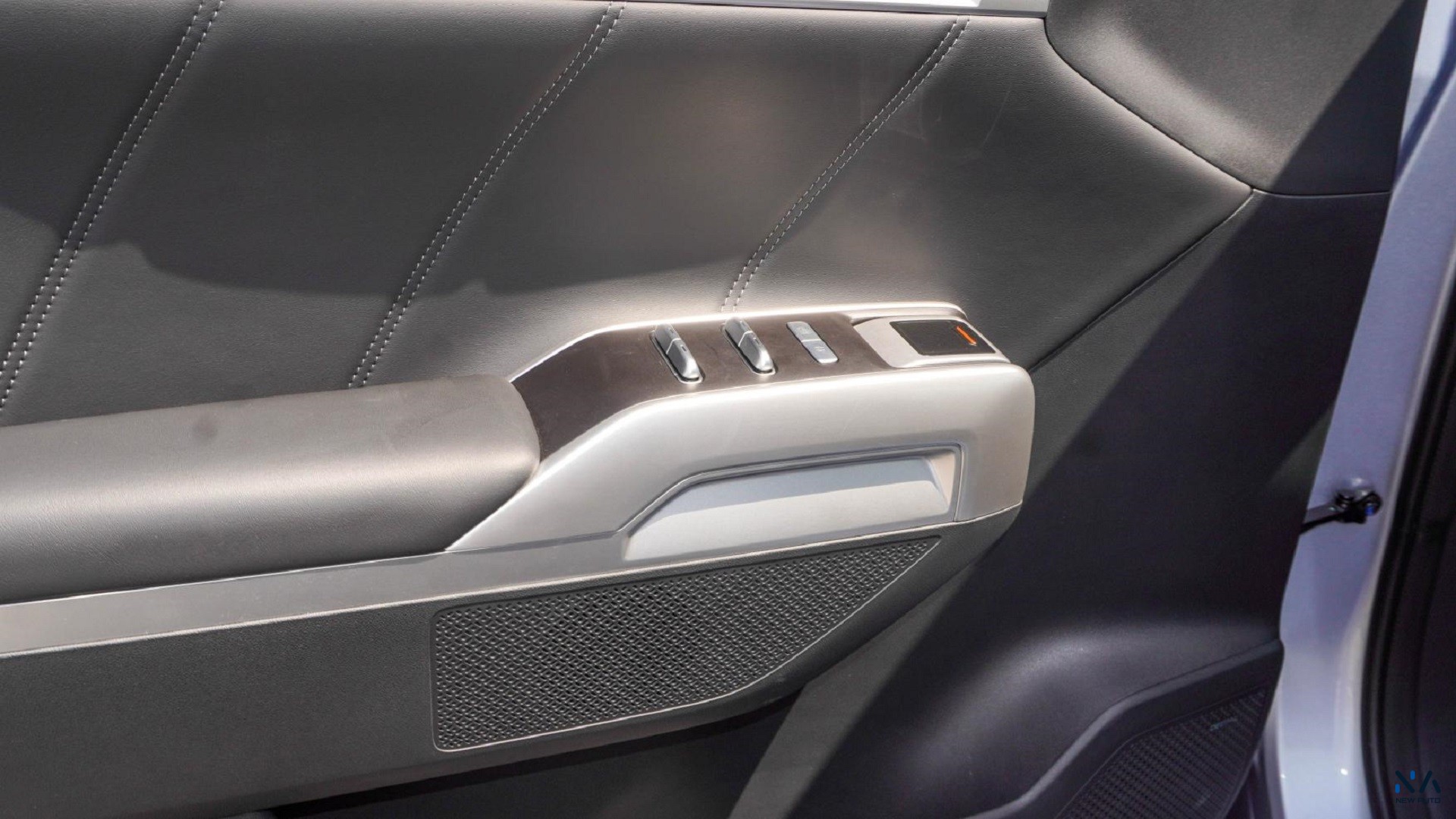 Changan Deepal Air Comfort (N-DEP-AC-1.5-24) Silver – Black 2024