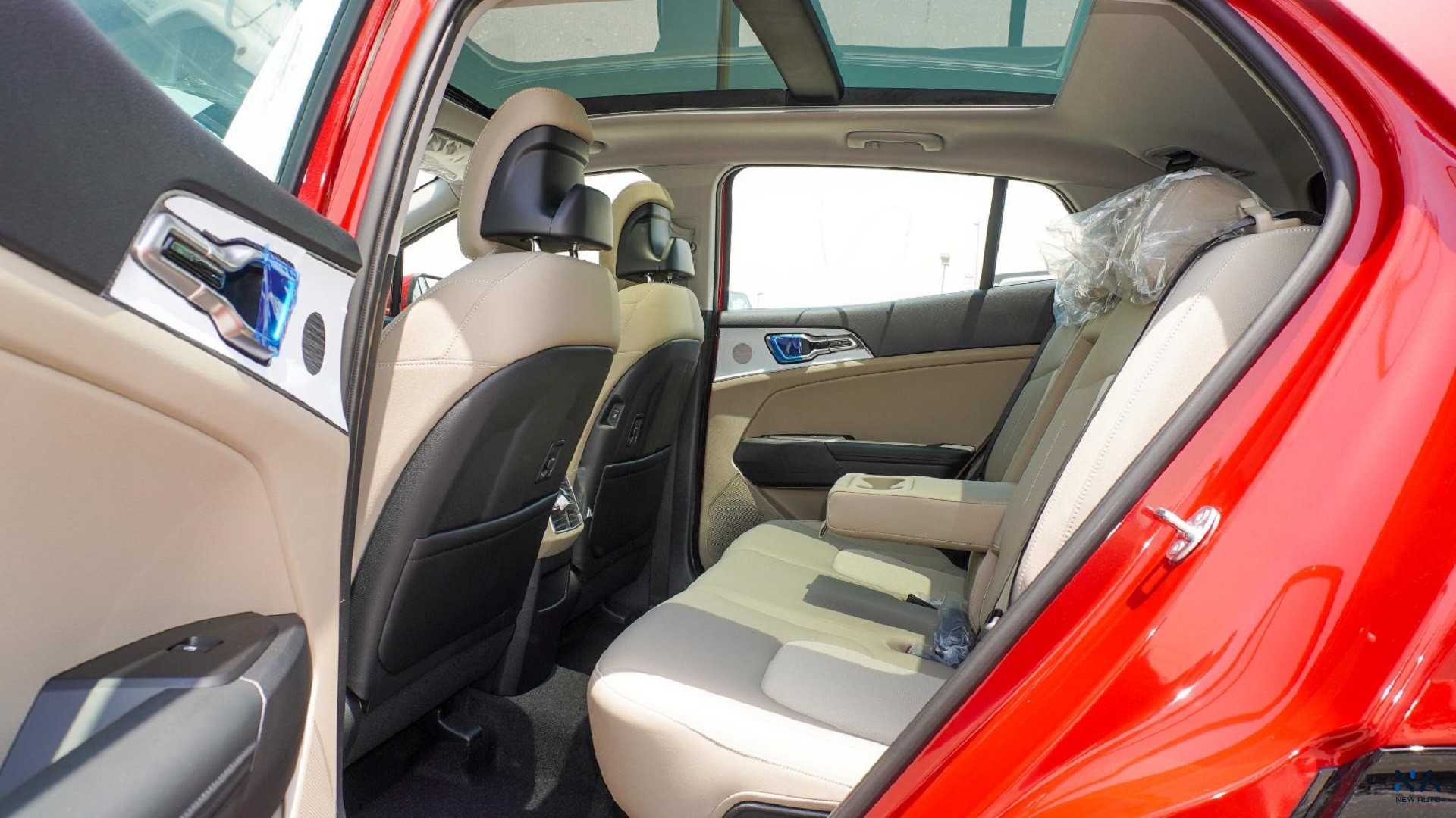 Kia Sportage (N-KIA-SPO-1.6-26) Red – Beige 2026