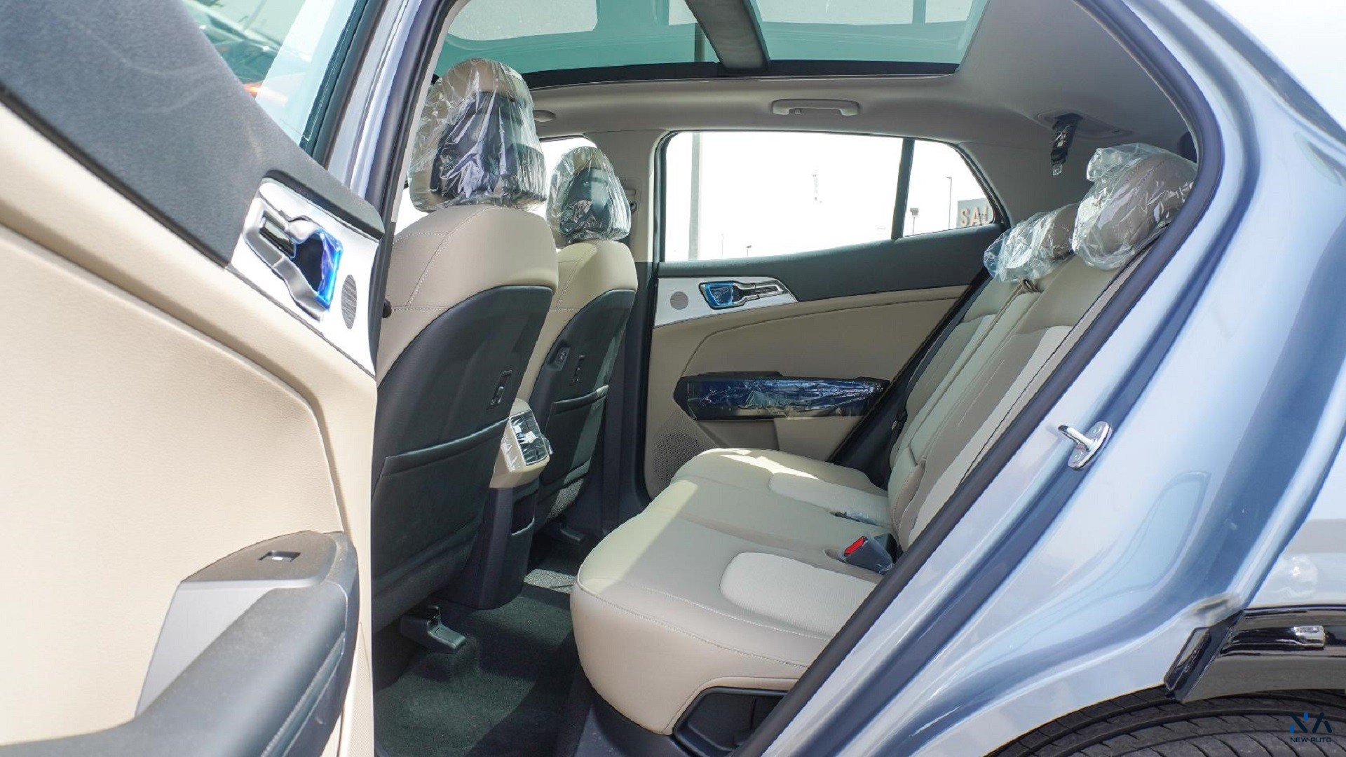 Kia Sportage (N-KIA-SPO-1.6-26) Silver – Beige 2026
