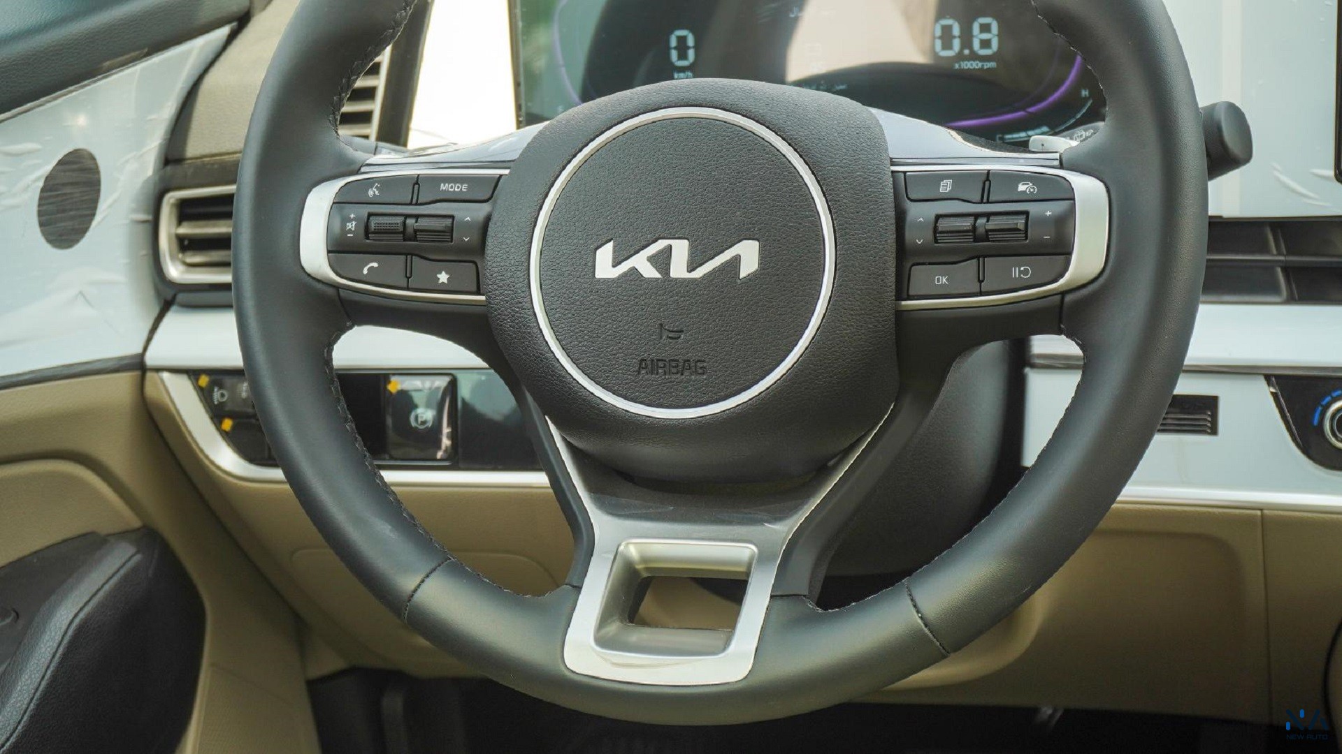 Kia Sportage (N-KIA-SPO-1.6-26) Silver – Beige 2026
