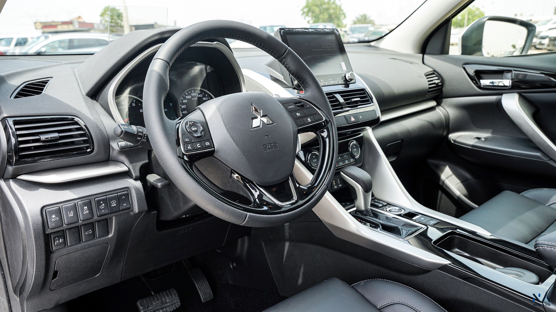 Mitsubishi Eclipse Cross (H43) Diamond White – Black 2026