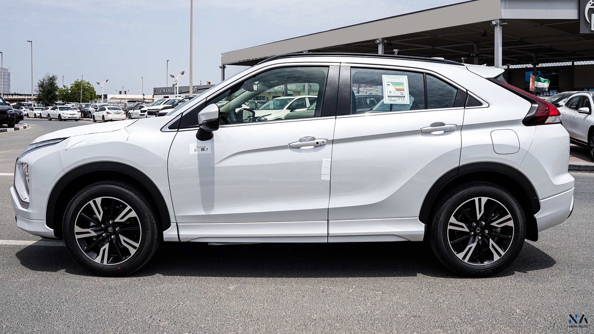 Mitsubishi Eclipse Cross (H43) Diamond White – Black 2026
