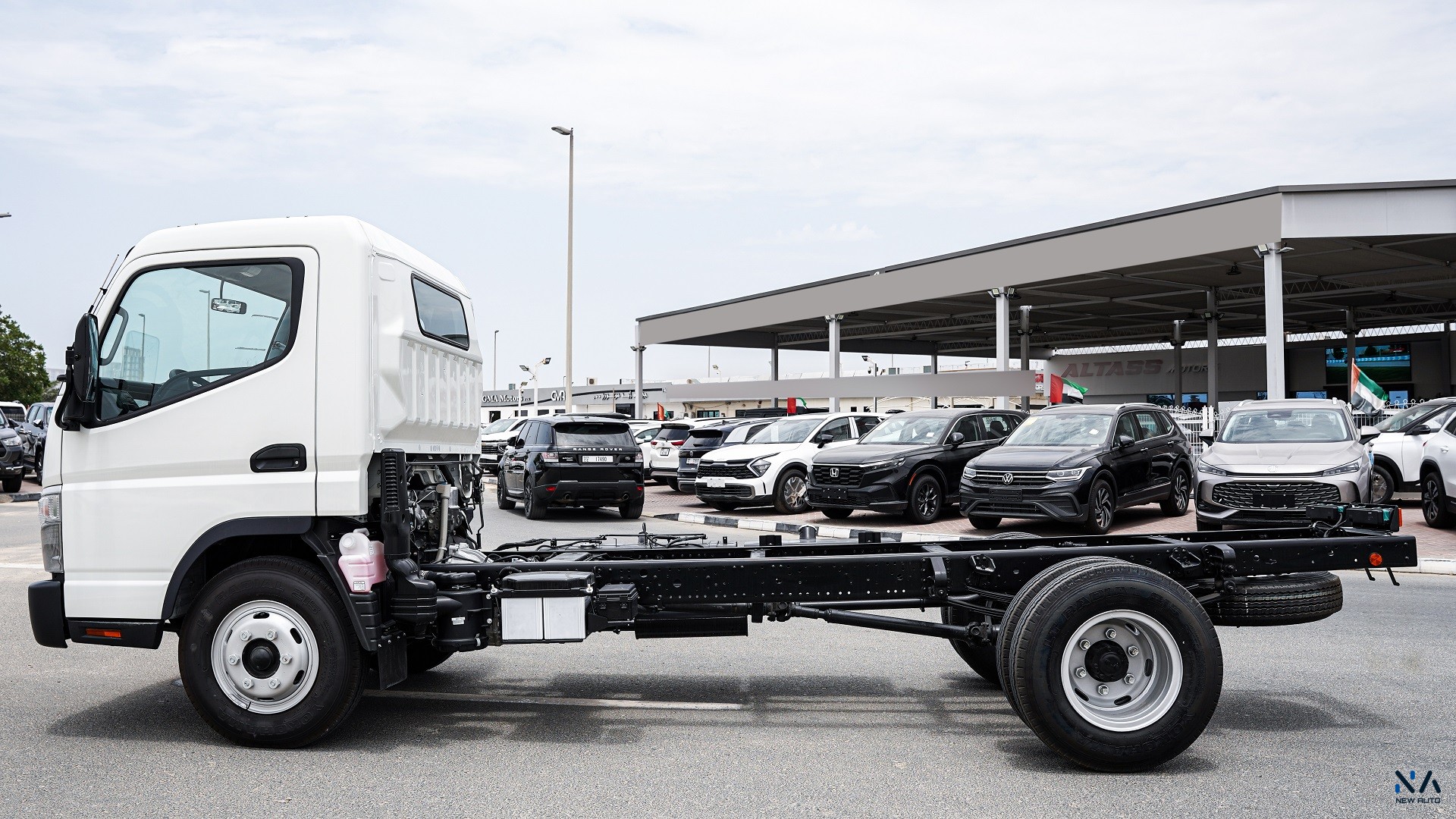 Mitsubishi Fuso Canter (N-Z93-4.2-D-26) White – Black 2026