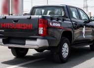Mitsubishi L200 GLX (C79) Grey – Black 2026