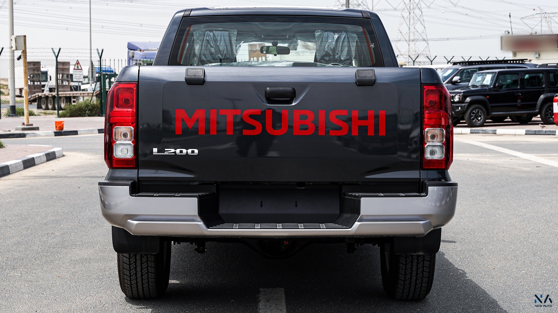 Mitsubishi L200 GLX (C79) Grey – Black 2026
