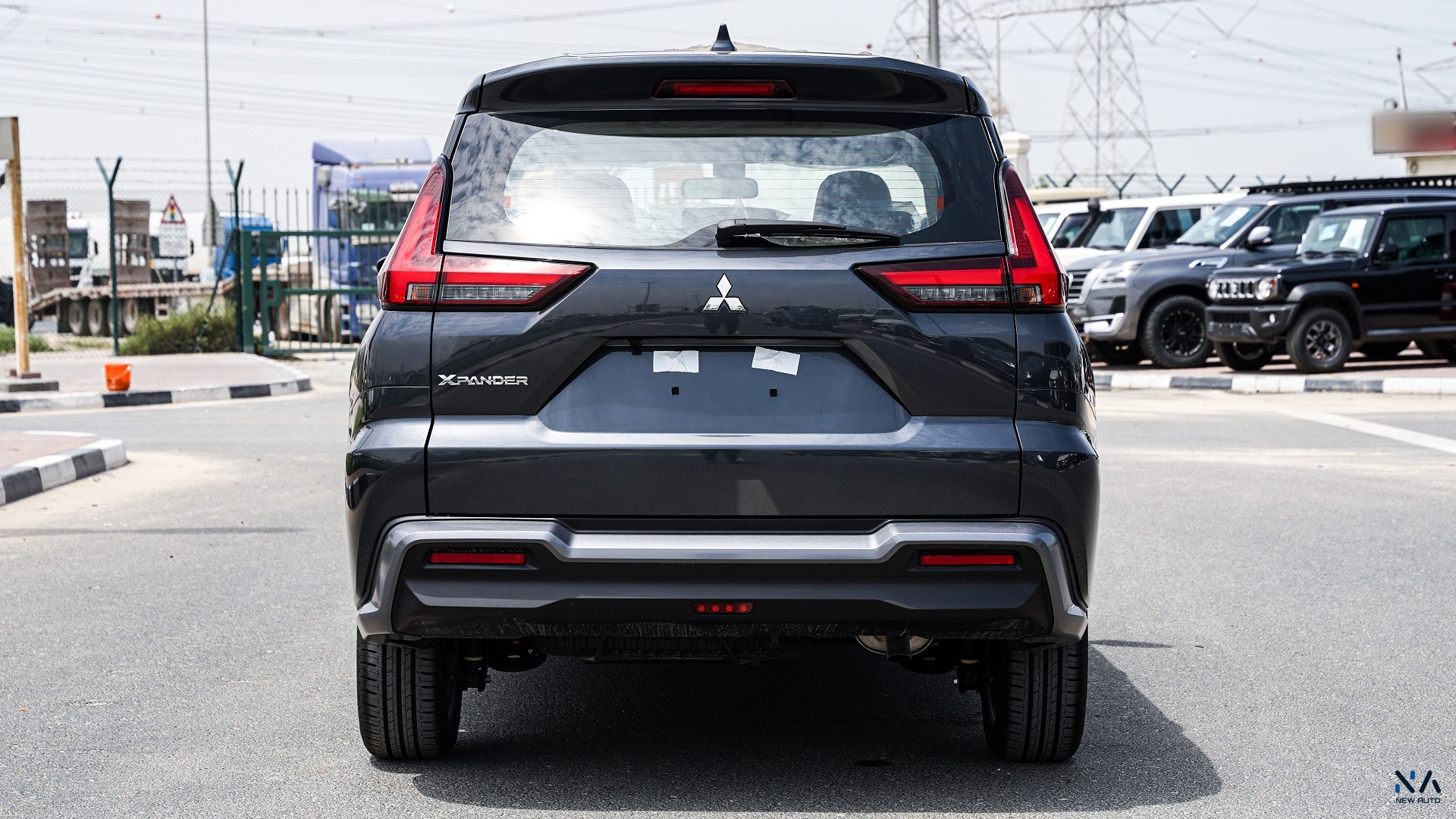 Mitsubishi High-Line Xpander (XP-HL) Grey- Beige 2026