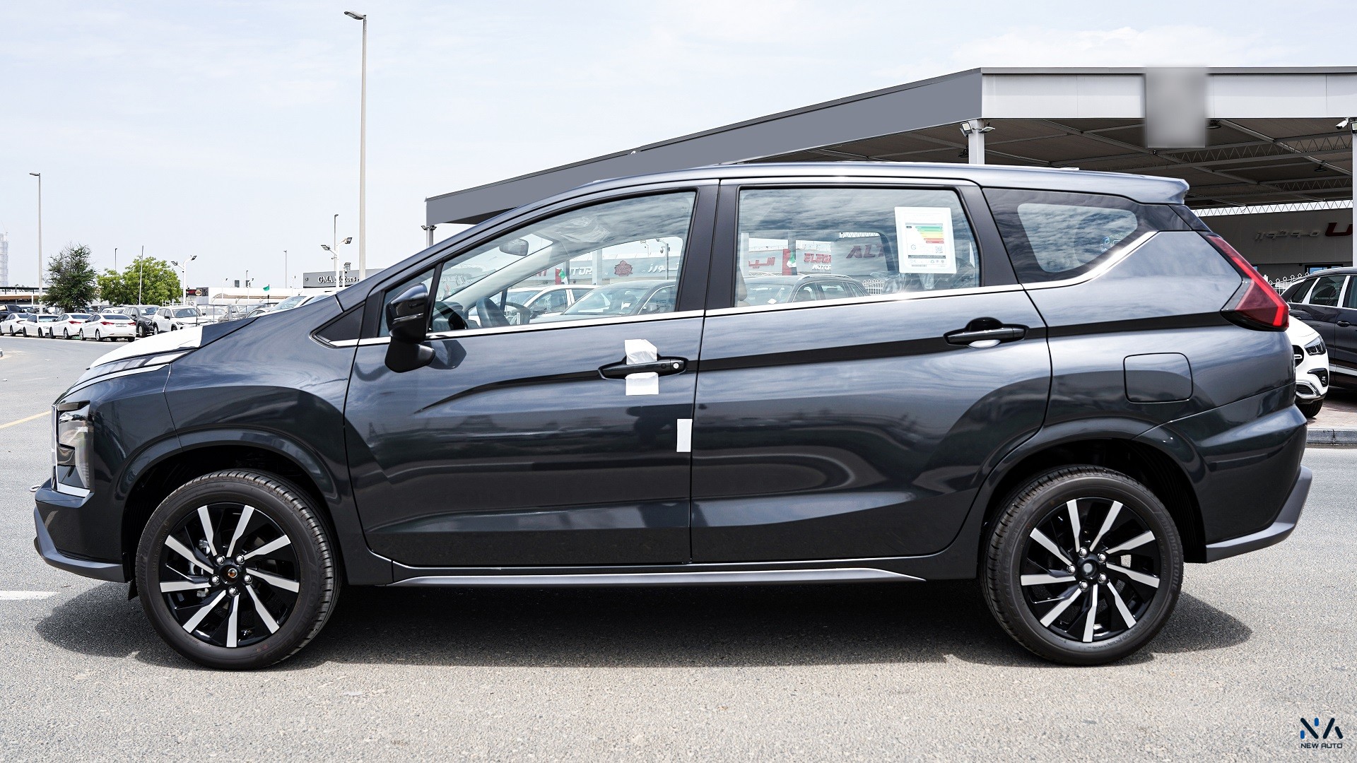 Mitsubishi High-Line Xpander (XP-HL) Grey- Beige 2026