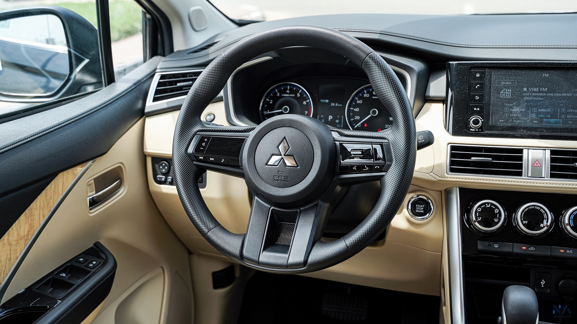Mitsubishi High-Line Xpander (XP-HL) Grey- Beige 2026