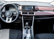 Mitsubishi Highline Xpander Cross Solid White – Burgundy & Black 2026