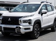 Mitsubishi Highline Xpander Cross Solid White – Burgundy & Black 2026