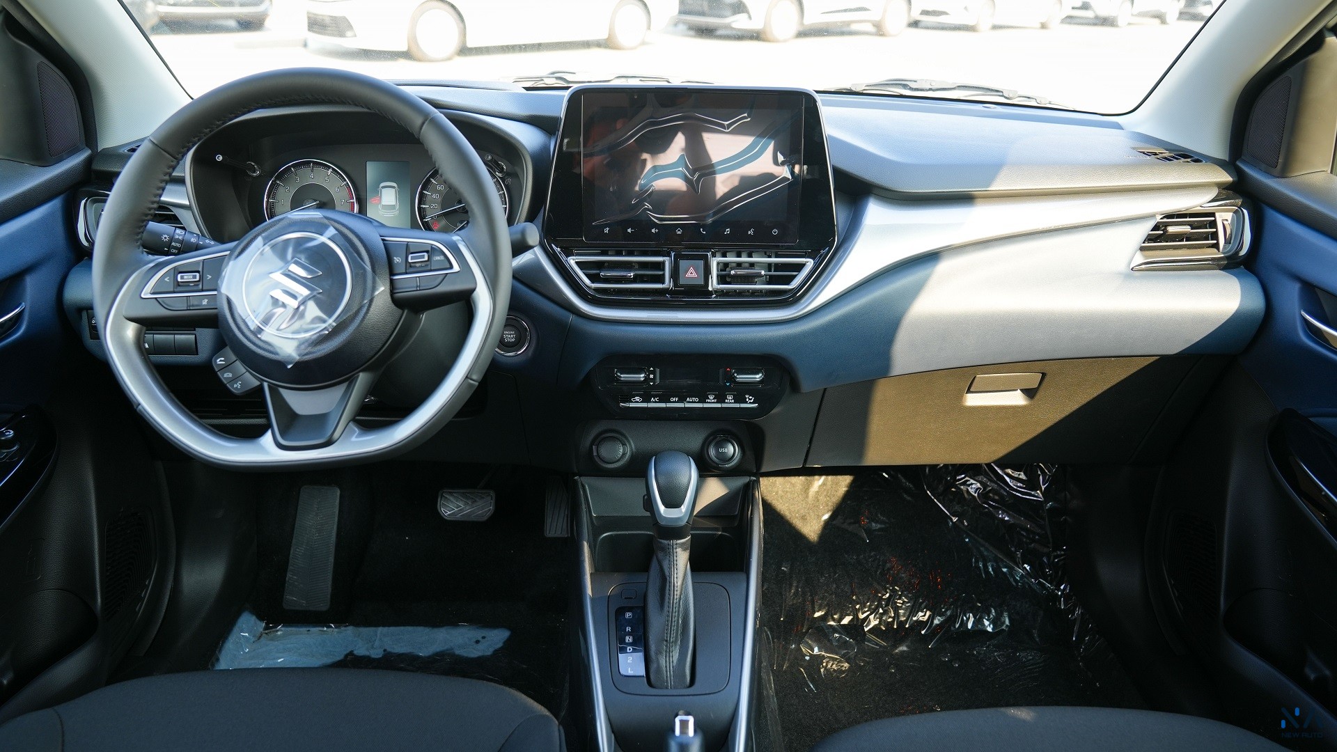 Suzuki Baleno GLX (N-BAL15-P-26-GLX-2) White – Black 2026