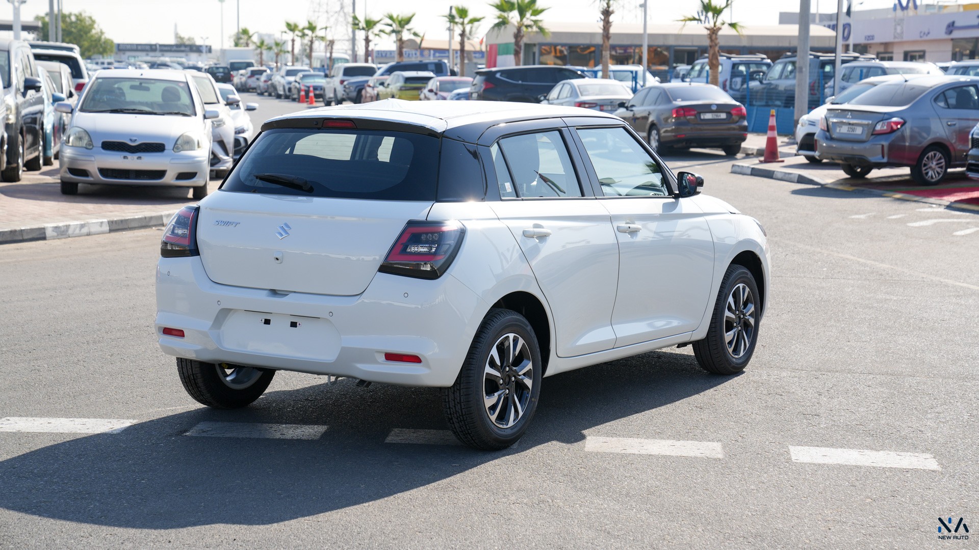 Suzuki Swift GLX (N-SWI12- P-26) White – Black 2026 (Dual Tone)
