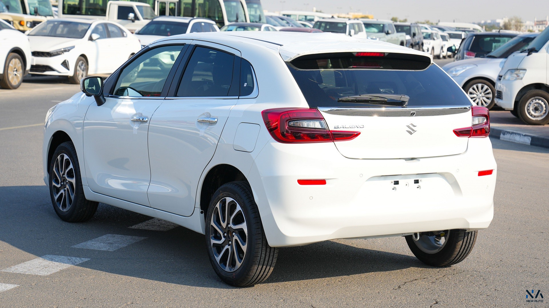 Suzuki Baleno GLX (N-BAL15-P-26-GLX-2) White – Black 2026