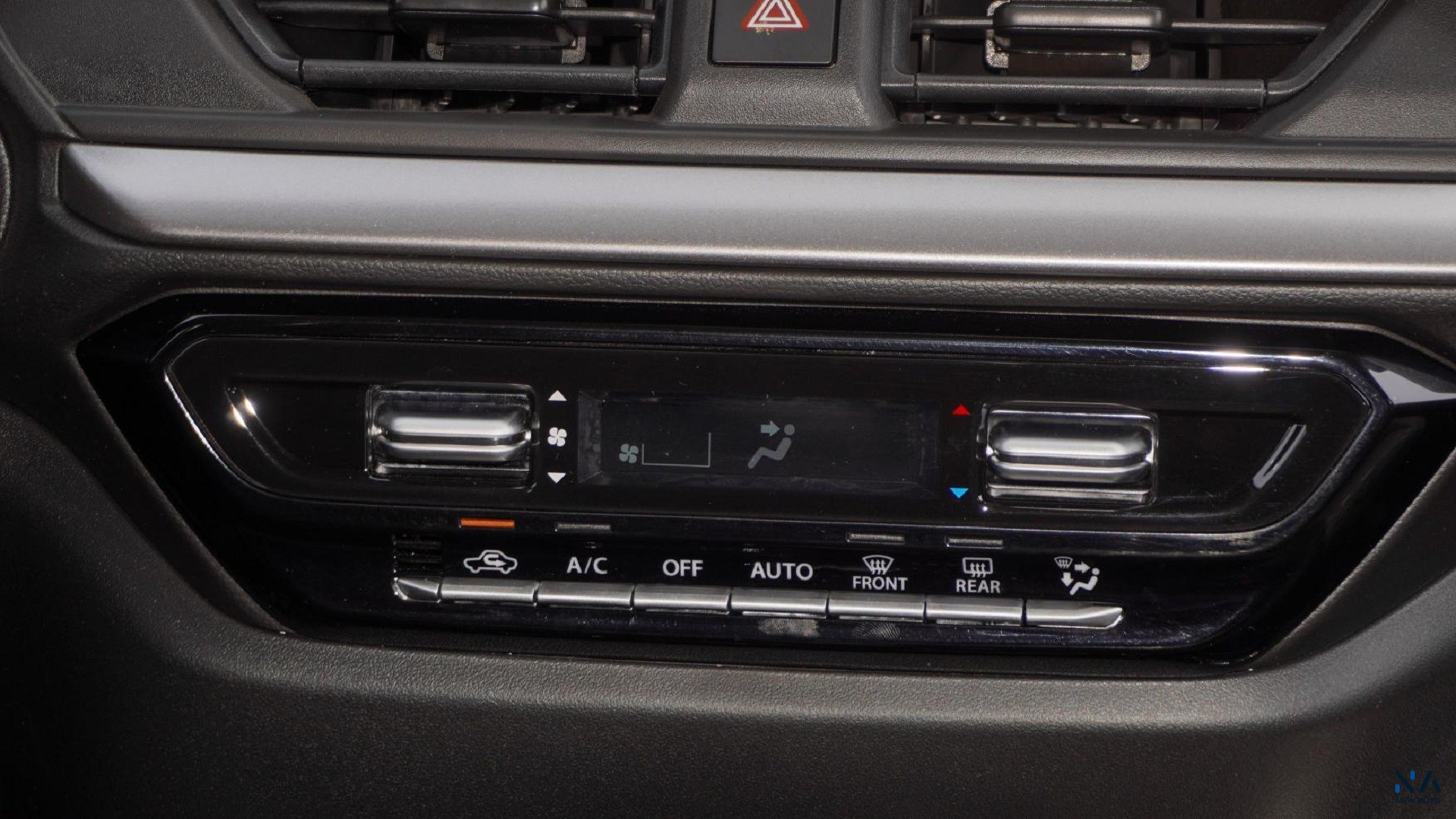Suzuki Swift GLX (N-SWI12- P-26) Blue – Black 2026 (Dual Tone)