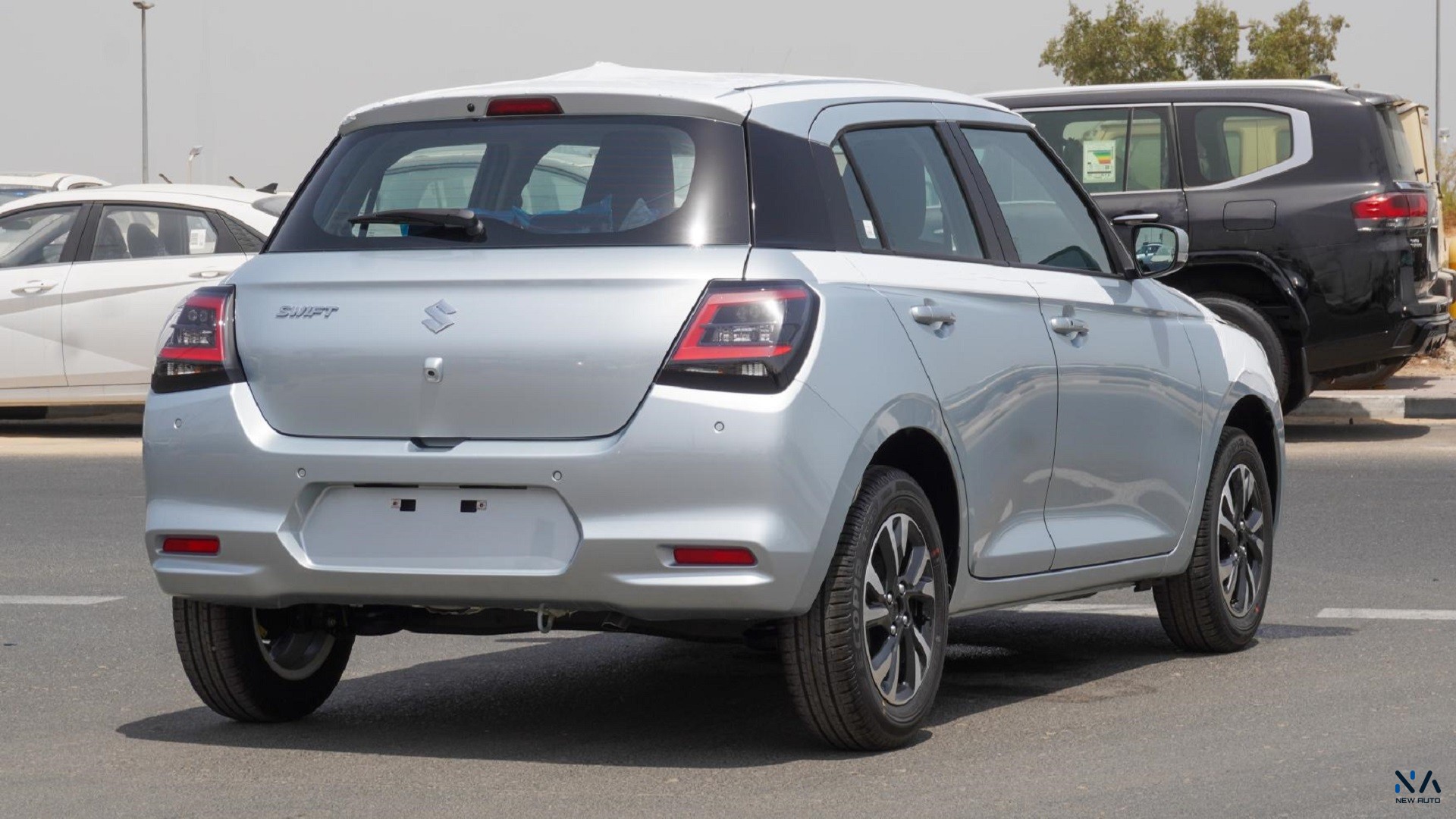 Suzuki Swift GLX (N-SWI12- P-26) Silver – Black 2026