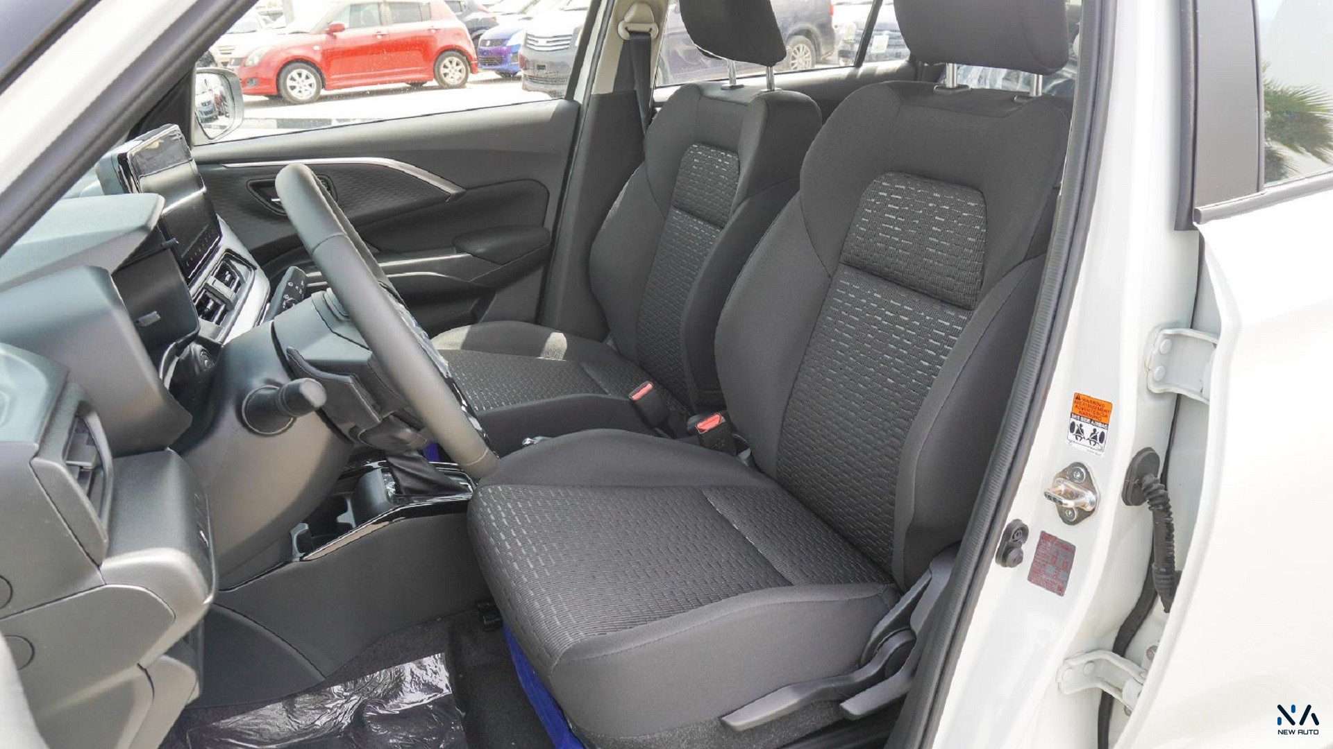 Suzuki Swift GLX (N-SWI12- P-26) White – Black 2026