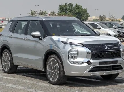 Mitsubishi Outlander P Line 2025 Silver Exterior Black Interior
